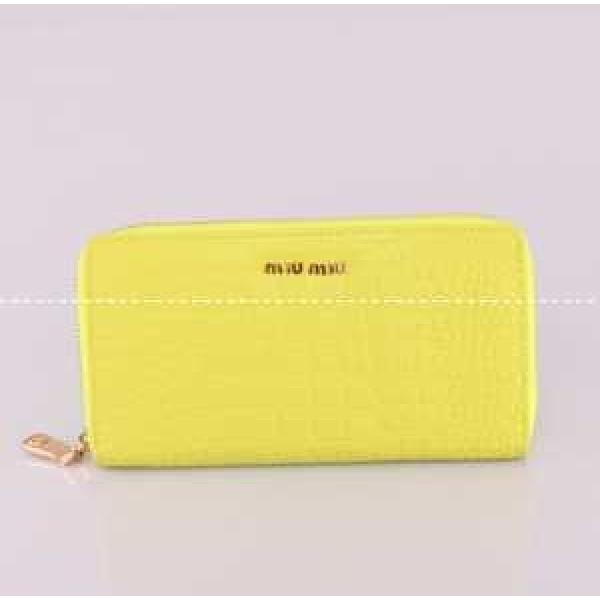 2026新作 超人気美品◆MIU MIU ミュウミュウ レディース長財布8102.111.
