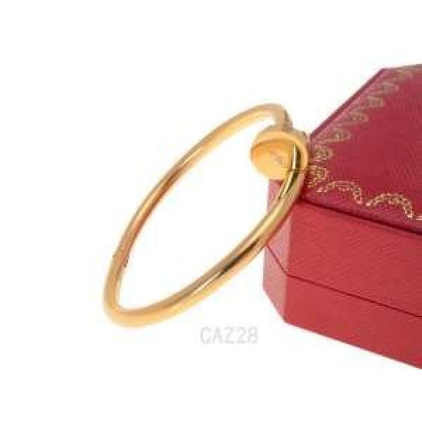 人気が爆発 CARTIER カルティエ 手元を演出してくれるバングル.225.
