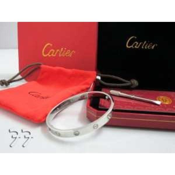 抜群の雰囲気が作れる! 2025春夏 CARTIER カルティエ バングル.225.