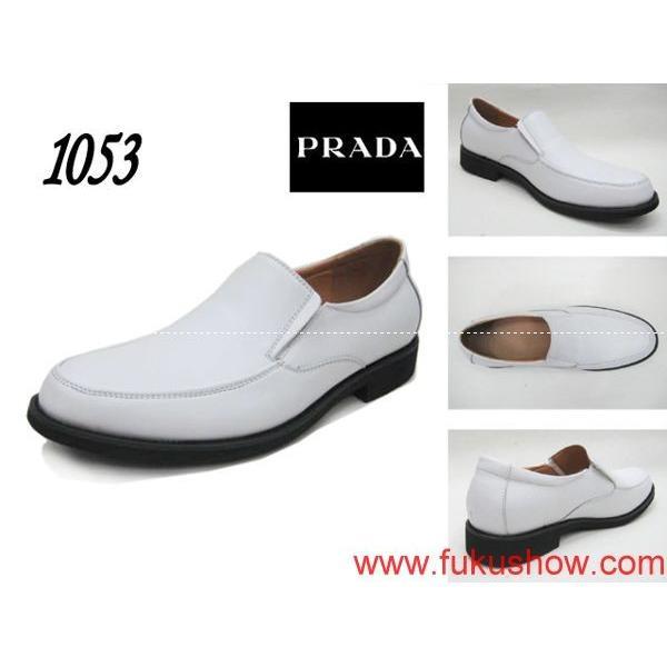 PRADA 2026秋冬新作