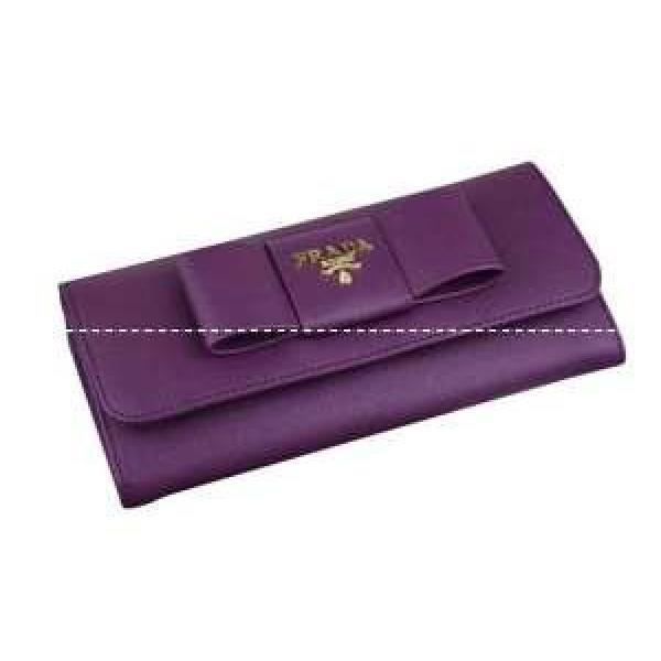 美品　プラダ【PRADA】リボンファスナー付長財布 並行輸入品 P-05H.105.
