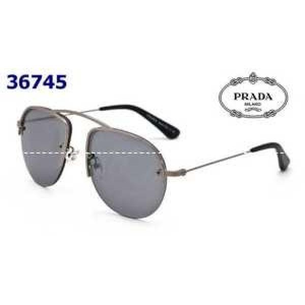 高級感演出 2026 PRADA プラダ サングラス