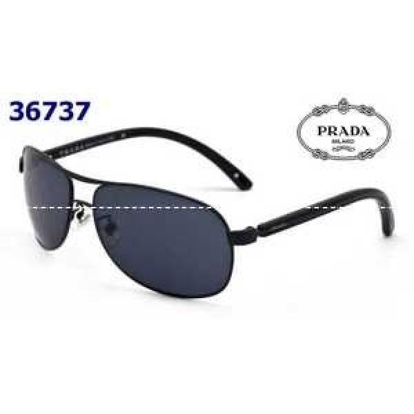 夏コーデに 2026 PRADA プラダ サングラス