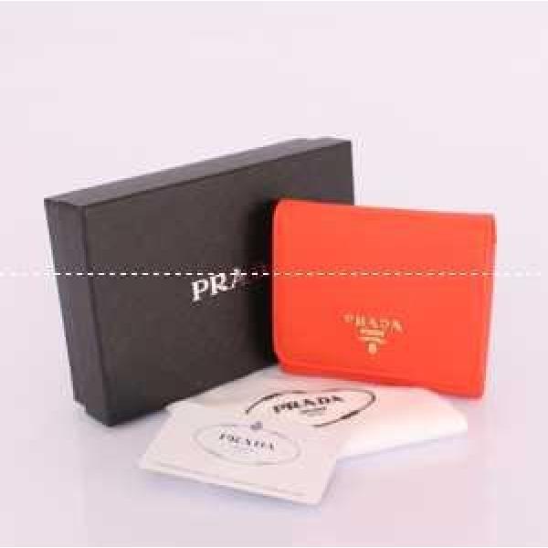 2026新作 PRADA プラダ 高級感演出 レディース財布1760.105.