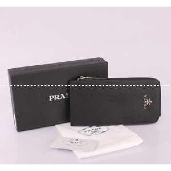 超人気美品◆2025新作 PRADA プラダ レディース長財布8085A.105.