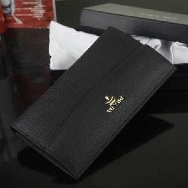 お買得 2026 PRADA プラダース長財布.105.