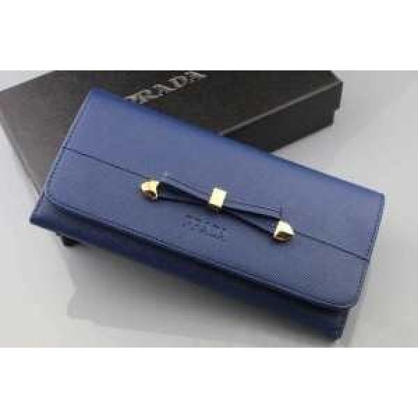 SALE開催  2026 PRADA プラダース長財布.105.