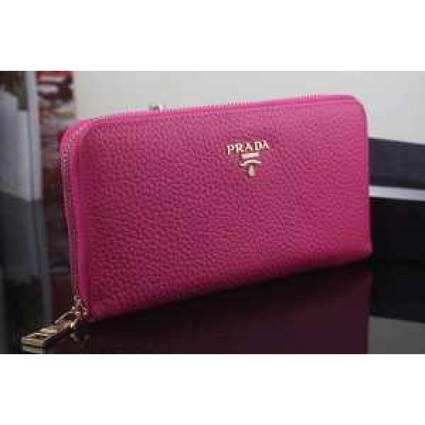 機能美と高級感あるデザイン　PRADA プラダース人気販売する長財布.105.