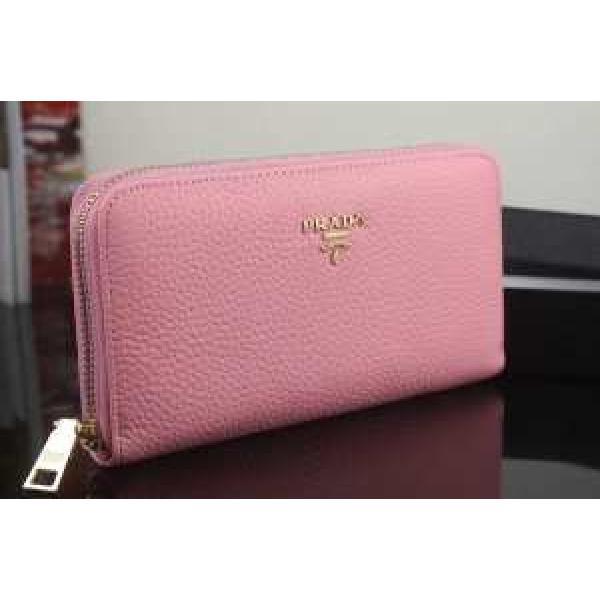 入手困難 2026 PRADA プラダース長財布.105.