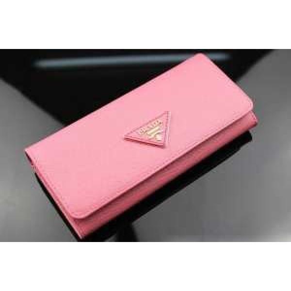 ◆モデル愛用◆ 2026 PRADA プラダース長財布.105.