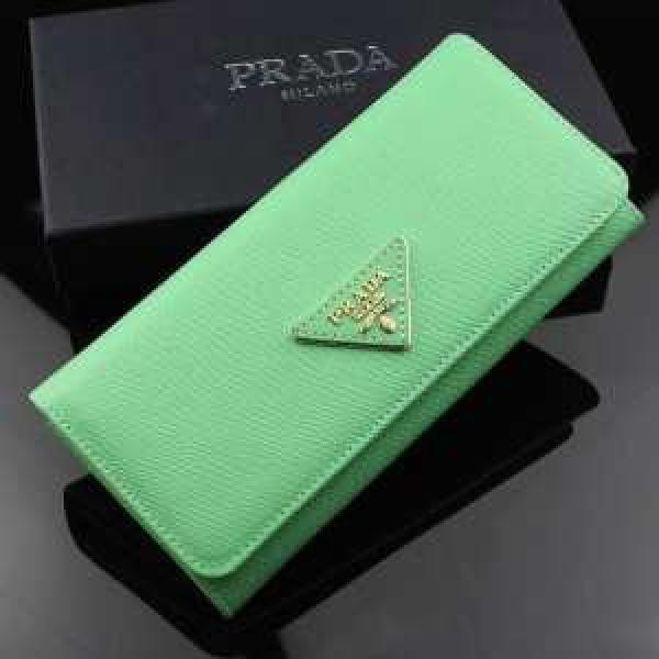 【激安】 2026 PRADA プラダース長財布.105.