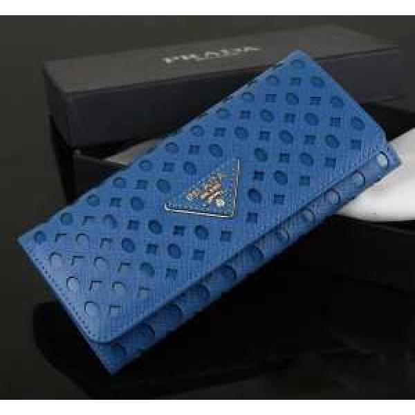 美品！2026 PRADA プラダース長財布.105.