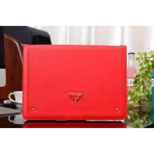 2026 夏コーデ PRADA プラダiPadケースカバー.75.