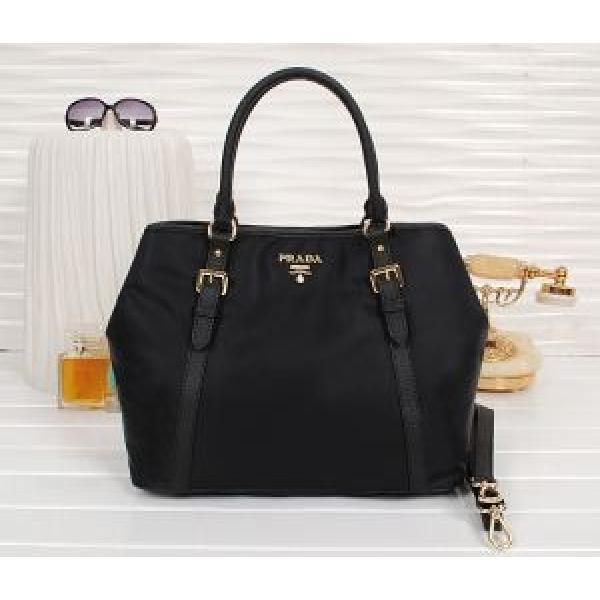 個性派 2026春夏 PRADA プラダ 手持ち&amp;ショルダー掛け レディース.68.