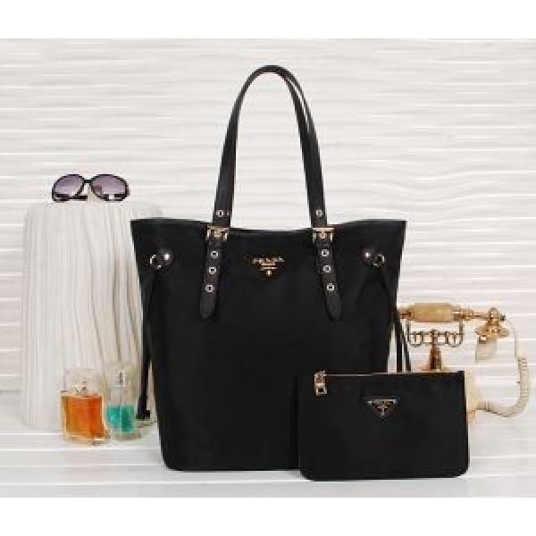 新入荷 PRADA プラダ 2025春夏  ショルダーバッグ レディース.68.
