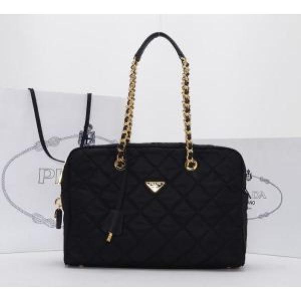2026春夏 PRADA プラダ 完売品！ショルダーバッグ レディース.68.