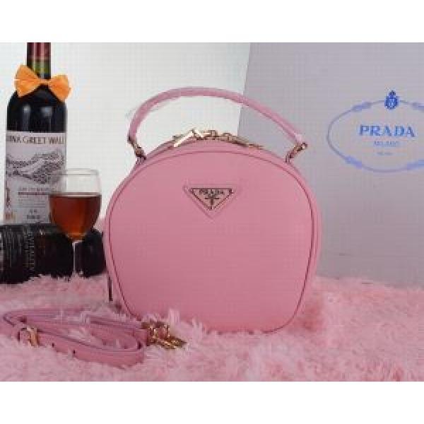 2026 最旬アイテム PRADA プラダ  手持ち&amp;ショルダー掛け BN2267.68.