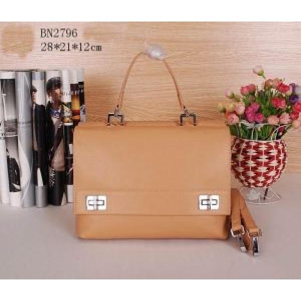 2026秋冬 プレゼントに PRADA プラダ 手持ち&amp;ショルダー掛け BN2796.68.