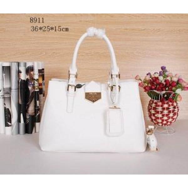 2026秋冬 ～希少 PRADA プラダ 手持ち&amp;ショルダー掛け 8911.68.