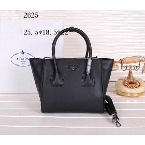 2025秋冬 売れ筋！ PRADA プラダ 手持ち&amp;ショルダー掛け 2625.68.