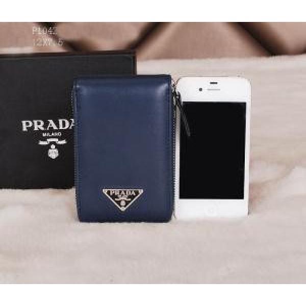PRADA プラダ 個性派 2026 ファスナー開閉 キーバッグ P1042.158.