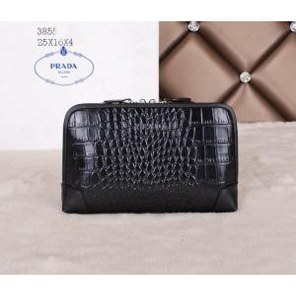 PRADA プラダ 首胸ロゴ 2026 ファスナー開閉 財布メンズ 3855.158.
