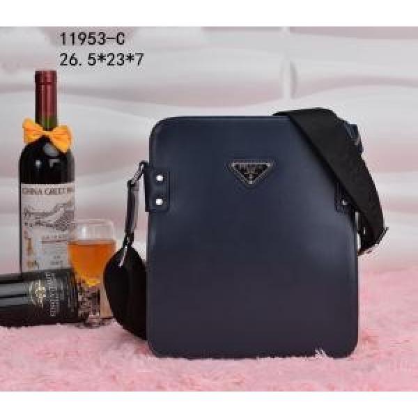 PRADA プラダ 2026 個性派 使い勝手のいいバッグ メンズ ショルダーバッグ 11951-A.57.