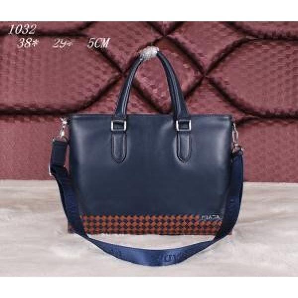 PRADA プラダ 2026 人気商品 メンズ用 手持ち&amp;ショルダー掛け 1032.57.
