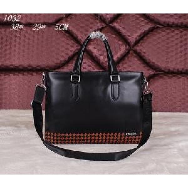 PRADA プラダ 2026 首胸ロゴ メンズ用 手持ち&amp;ショルダー掛け 1032.57.
