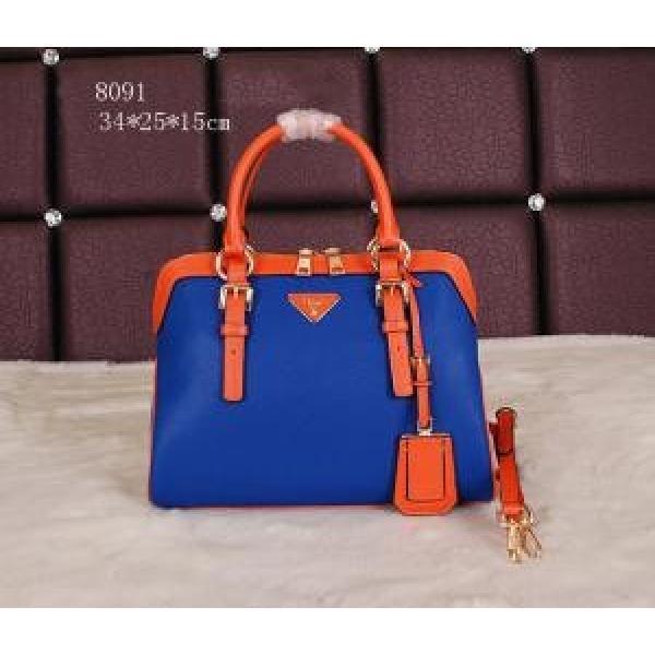 PRADA プラダ 2026 SALE!今季 手持ち&amp;ショルダー掛け ボルトポケット付8091.68.