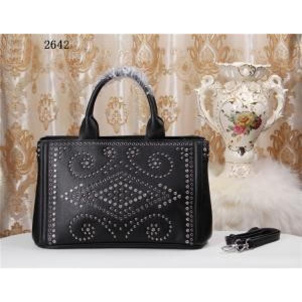 2026 大人のおしゃれに PRADA プラダ 柔軟 手持ち&amp;ショルダー掛け 2642.68.