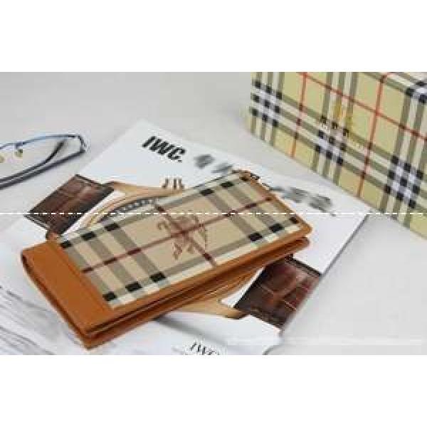 2026 新作 BURBERRY バーバリー 二つ折り小銭入れ 長財布.156.