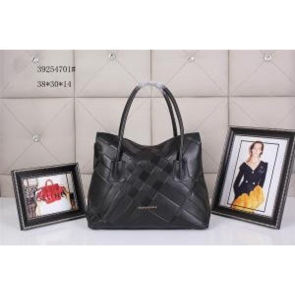 BURBERRY バーバリー 2026 抜群の雰囲気が作れる! 手持ち&amp;ショルダー掛け 39254701.48..48.