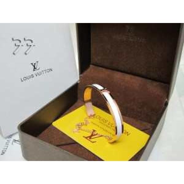 人気商品 2026春夏 LOUIS VUITTON ルイ ヴィトン バングル.224.