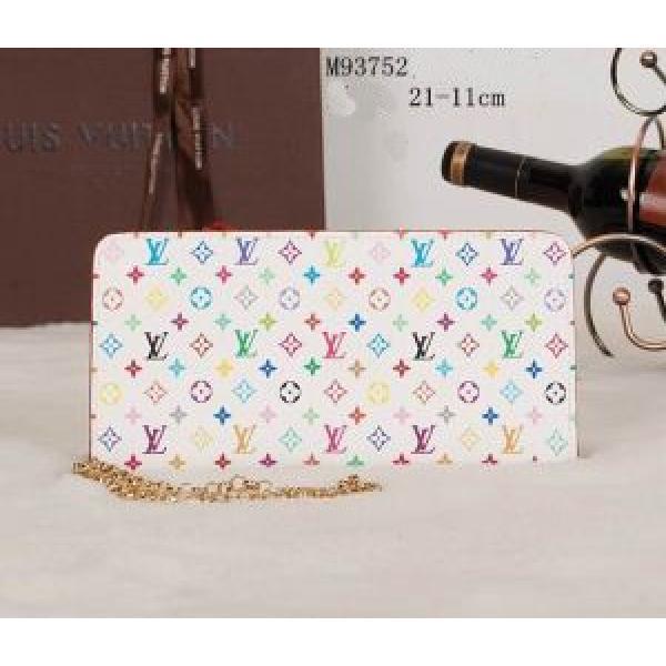 高級感演出 2026春夏 LOUIS VUITTON ルイ ヴィトン  レディース財布 M93752.108.