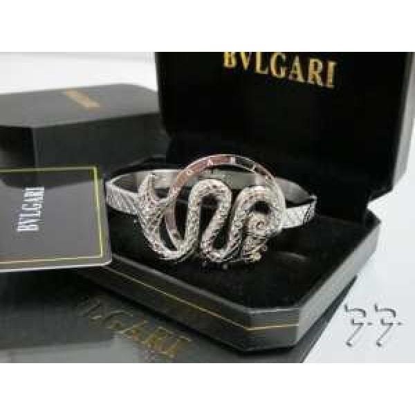 大人のおしゃれに 2026春夏 BVLGARI ブルガリ バングル.229.