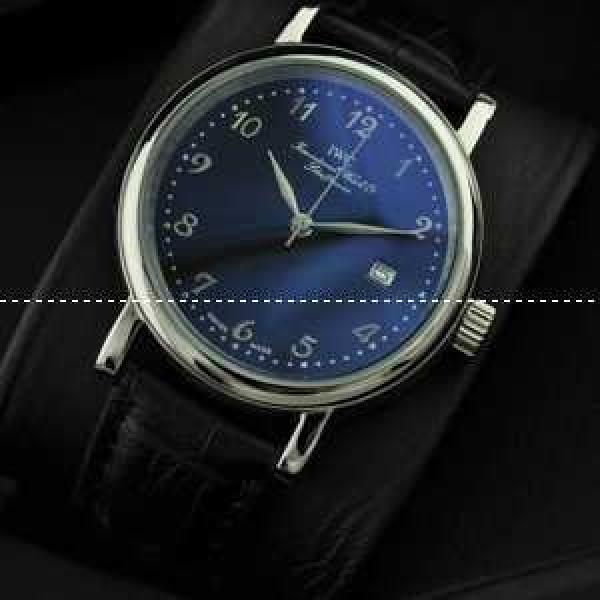 IWC クオーツ メンズ腕時計　日本製クオーツ 3針クロノグラフ 日付表示 夜光効果 サファイヤクリスタル風防 38.68mm.209.