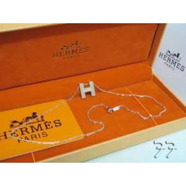 夏コーデに2026春夏 HERMES エルメス ネックレス、ペンダントトップ、チョーカー.228.