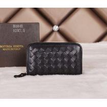 BOTTEGA VENETA ボッテガ ブランド 2026 首胸ロゴ ファスナー開閉 活躍のキーバッグ B1043.163.