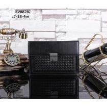 BOTTEGA VENETA ボッテガ ブランド 贈り物にも◎ 2026スナップボタン式開閉 財布メンズ BV88282.163.