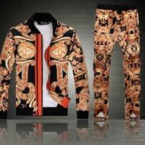 人気が爆発  2026秋冬 VERSACE ヴェルサーチ スタジアムジャンパー  セットアップ上下 2色可選