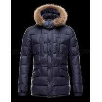高級感演出 2025-14秋冬 MONCLER モンクレール ダウンジャケット NAVY