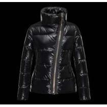 高級感演出 2026秋冬 MONCLER モンクレール ダウンジャケット