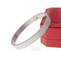 2025秋冬新作 人気が爆発 CARTIER カルティエ バングル.225.
