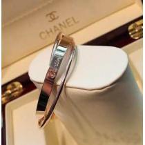 2025秋冬新作 人気が爆発 CARTIER カルティエ バングル.225.