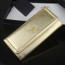 SALE開催  2026 PRADA プラダース長財布.105.
