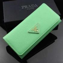 【激安】 2026 PRADA プラダース長財布.105.