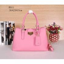 2026秋冬 個性派 PRADA プラダ 手持ち&ショルダー掛け 8911.68.
