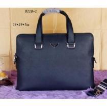 PRADA プラダ 人気商品 2026 ダブルファスナー使用 メンズ手持ち&ショルダー掛け 8118-1.57.