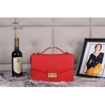 PRADA プラダ 2026 高級感溢れるデザイン 手持ち&ショルダー掛け 8092.68.